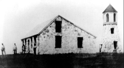Point Gammon Lighthouse & keeper's cottage